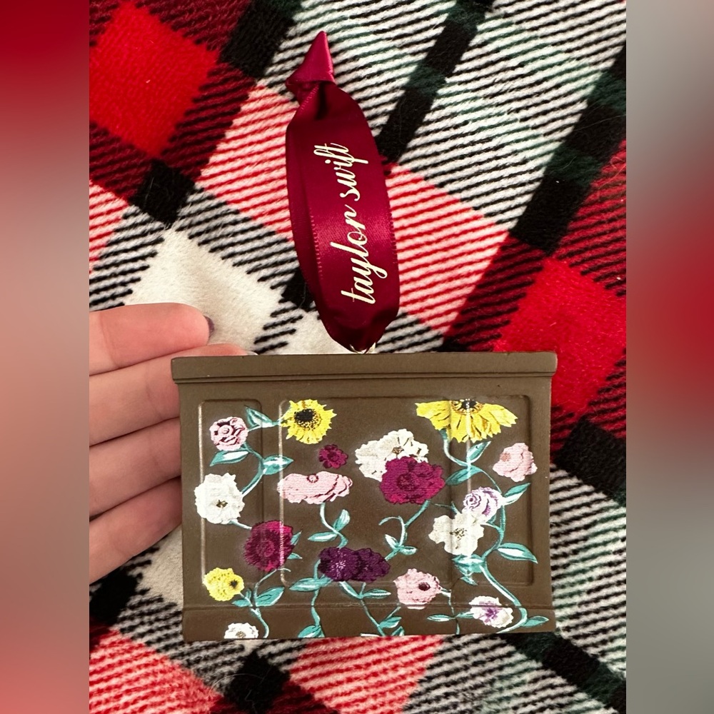 Taylor Swift Eras Tour Acoustic Piano Surprise Song Holiday Ornament 🫶🏼